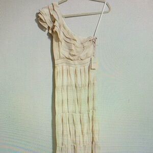 Tularosa Cream One-Shoulder Maxi Dress